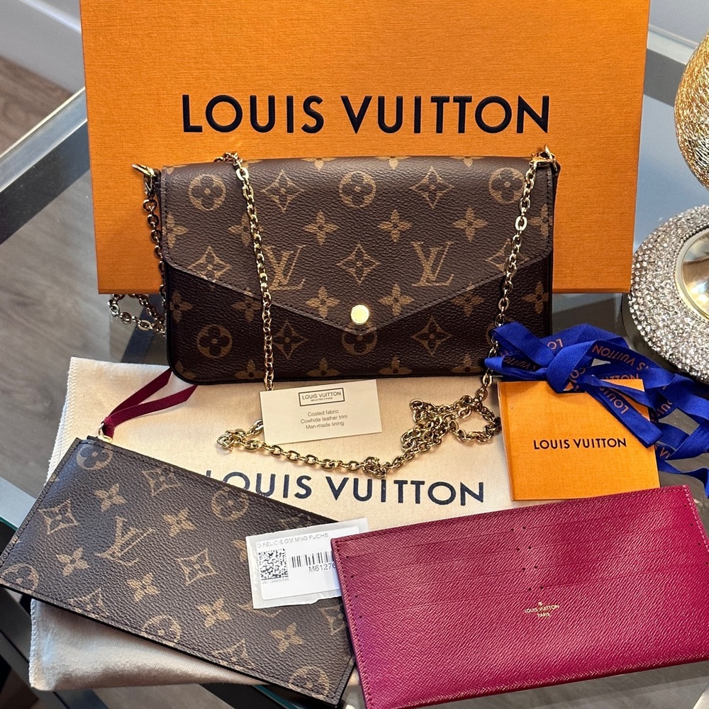 🥰🆕💯Authentic Louis Vuitton Monogram Felicie Pochette